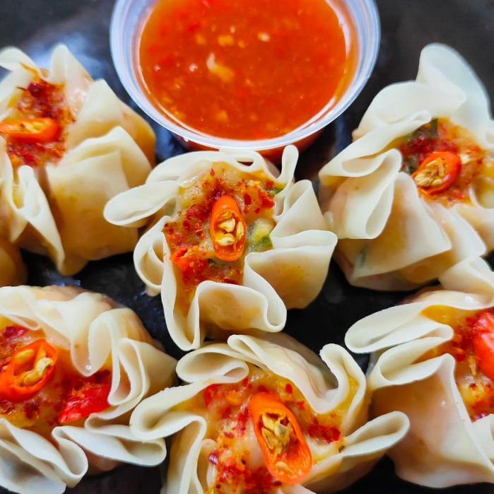 

Dimsum Ukuran Standard Rawit isi 12Pcs/Pack | Frozen | Sudah termasuk Saos PREMIUM