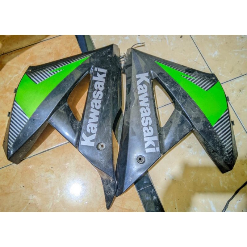 fairing bawah ninja rr new original copotan sepasang kanan kiri
