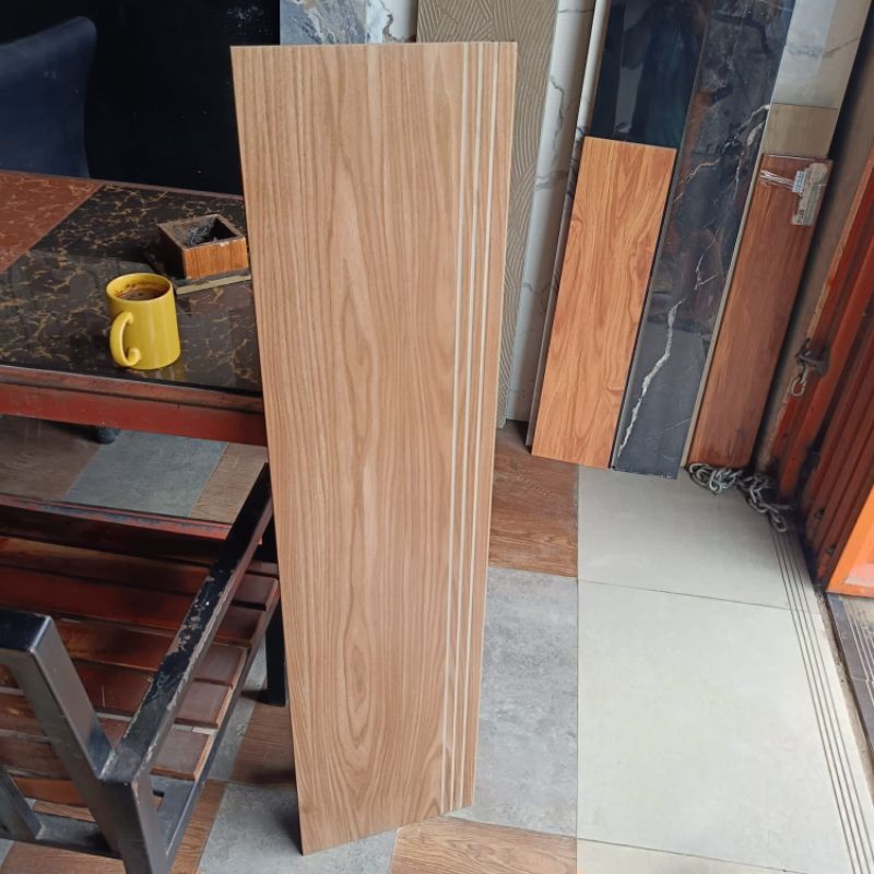 GRANIT TANGGA MOTIF KAYU 30X120+DINDING 20X120