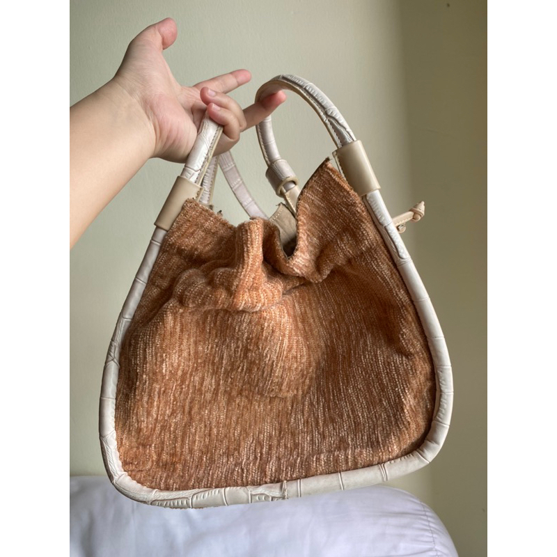 Tas Josvli Preloved