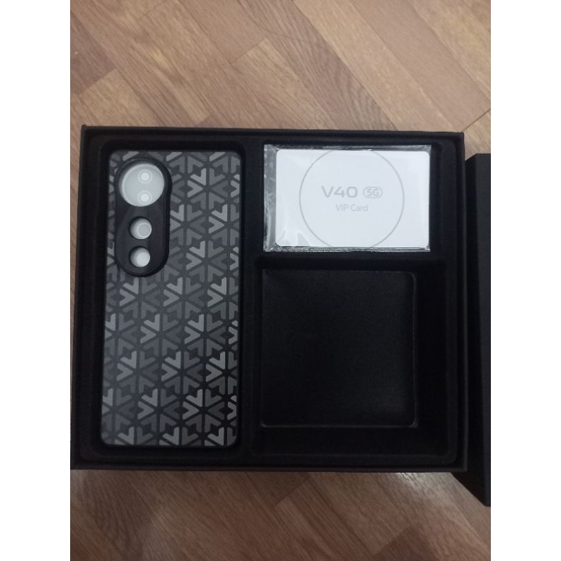 Case dan kotak boks Vivo v40 5g original special gift