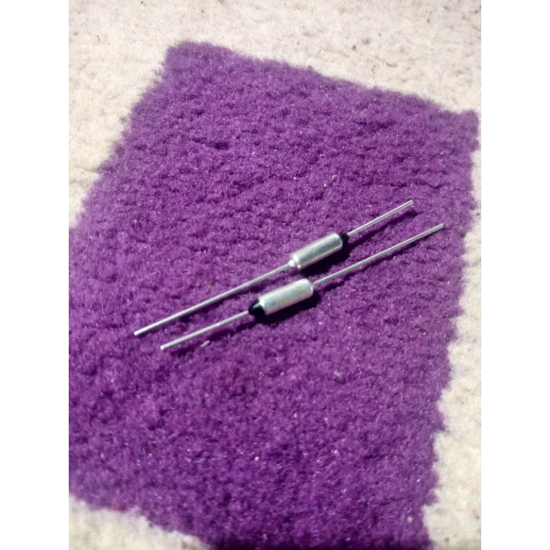 fuse fius pengaman setrika 172°c