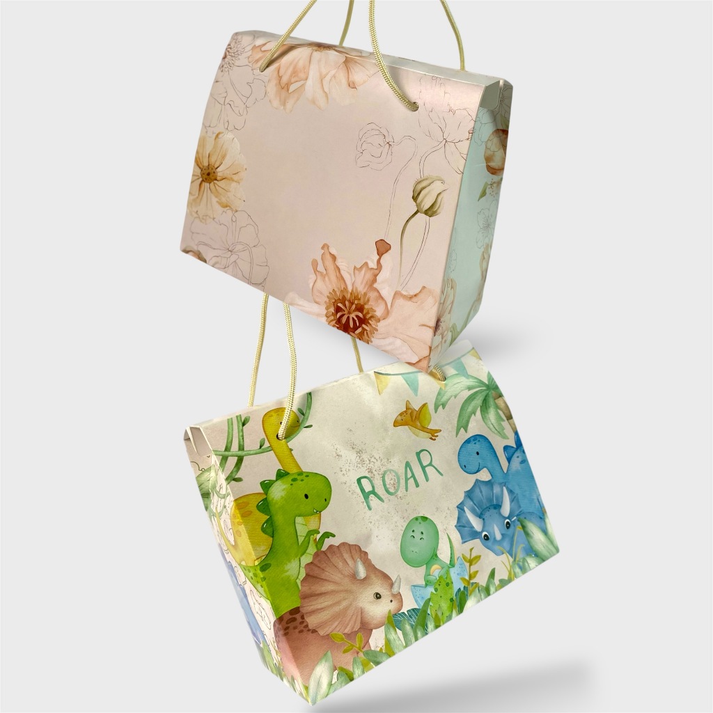 

SELANGKAH - KANAYA BOX 19,5x9x16 SOUVENIR HAMPERS ULANG TAHUN
