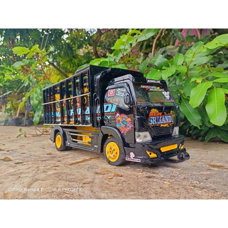 COD MINIATUR TRUK OLENG WISMA SRIKANDI WARNA HITAM FULL VARIASI LAMPU LED KELAP KELIP DAN BONUS TERP