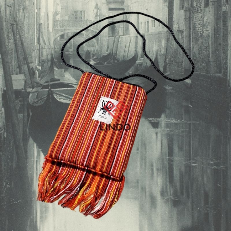 Tas HP Tenun Paramba' Toraja/Sling Bag Tenun Paramba' Toraja (Kode: DB1021510)