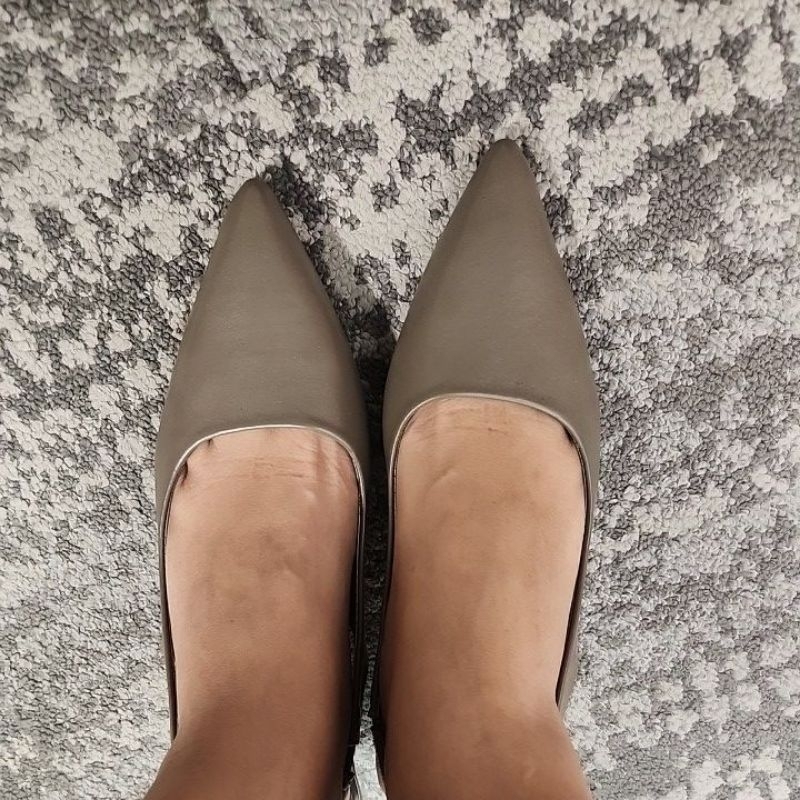 Byo Heels (Preloved)