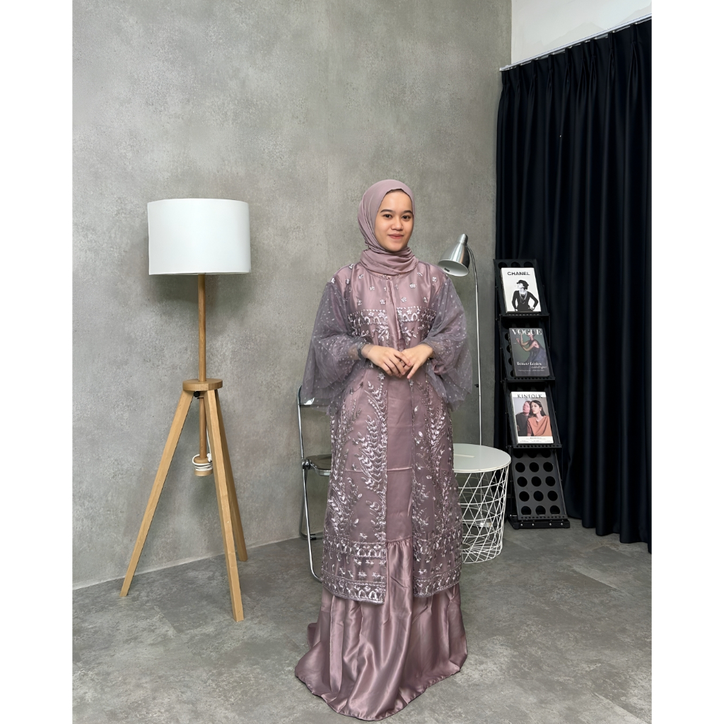 DEVINA DRESS ONE SET OUTER BAHAN SATIN ROBERTO OUTER BRUKAT MIX TILLE DOT BUSUI FRIENDLY MODEL RUFFL