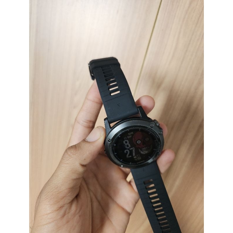 Garmin fenix 3hr sapphire second