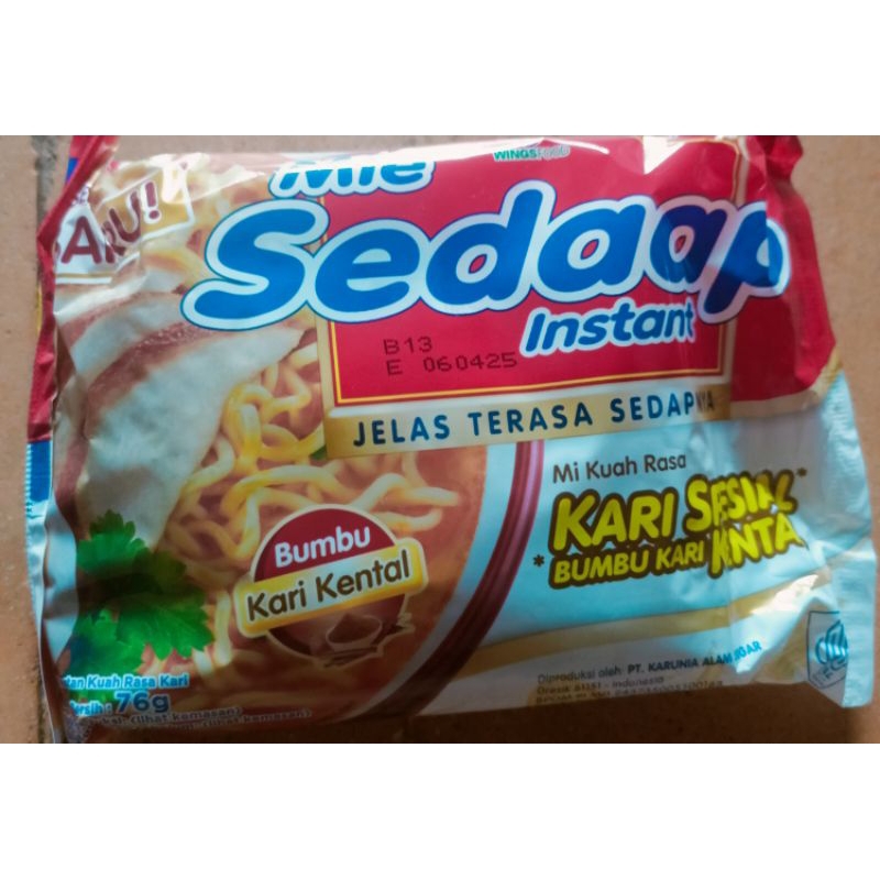 

Mie sedaap Kari Spesial /Mie instan