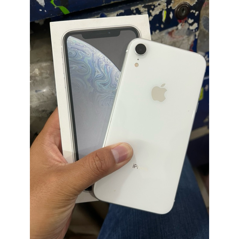 Iphone xr 128gb second resmi ibox fullset original