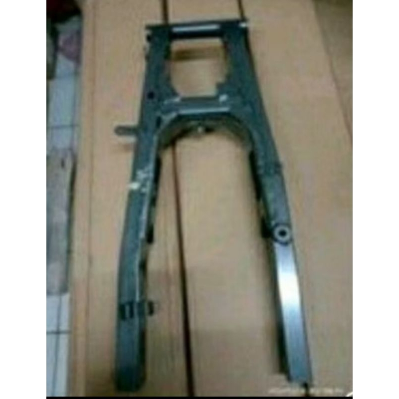 swing aram sasis Yamaha Vixion new cabutan original