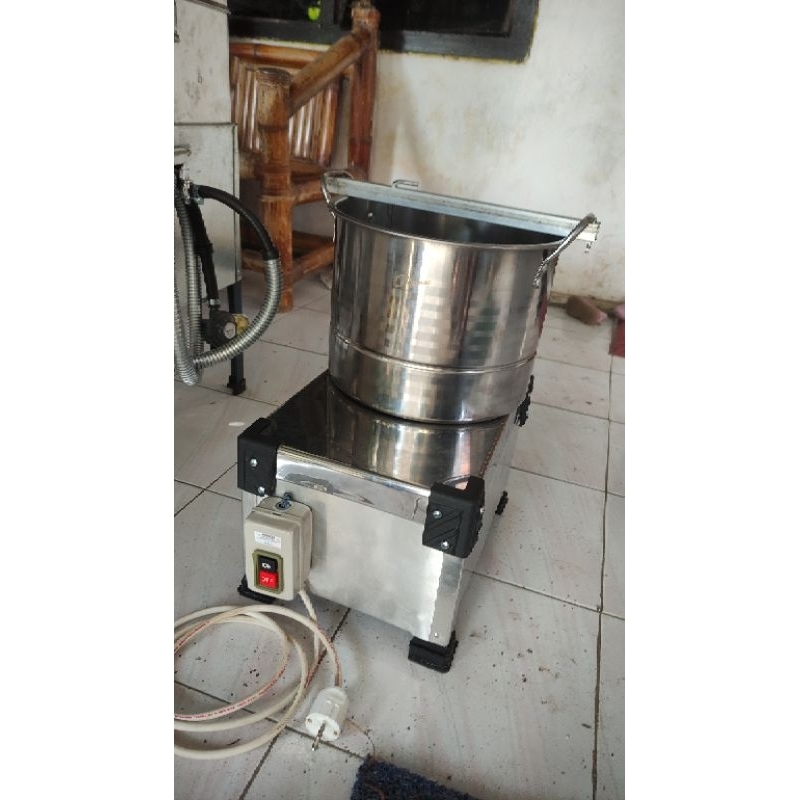 Mixer roti  kapasitas 2-4 kg adonan
