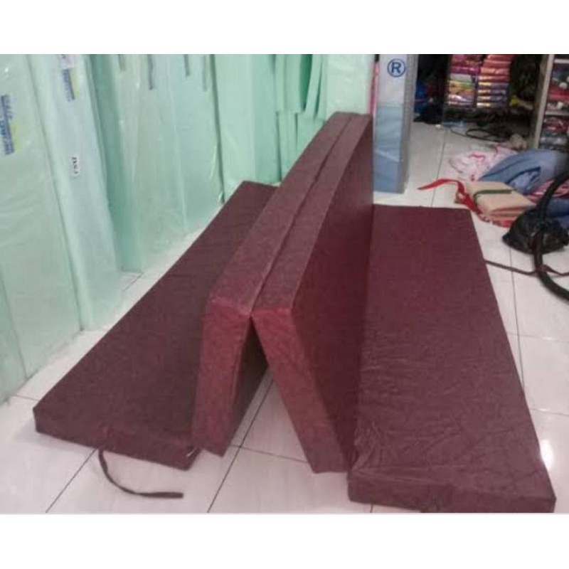 KASUR LIPAT INOAC DILENGKAPI COVER KULIT SINTETIS WATERPROOF