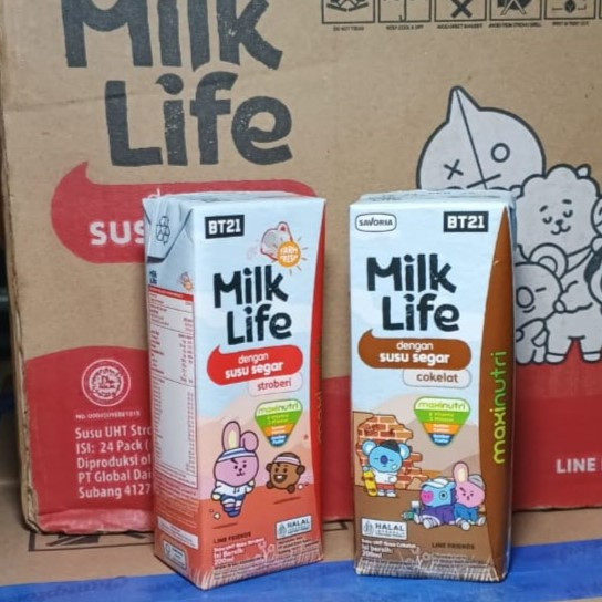 

MILK LIFE Susu UHT 200 ml milklife 200 mL