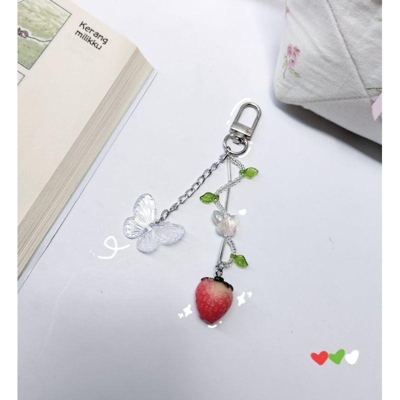 ⋆.˚ strawberry rush handmade fairy coquette bag charm/key chains 𐙚 by Sun&Peony Studio ㅡ gantungan k