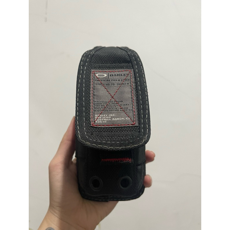 Tempat / Box Kacamata Oakley Second