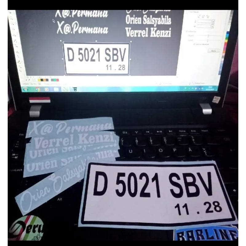 

cuting stiker nama costum