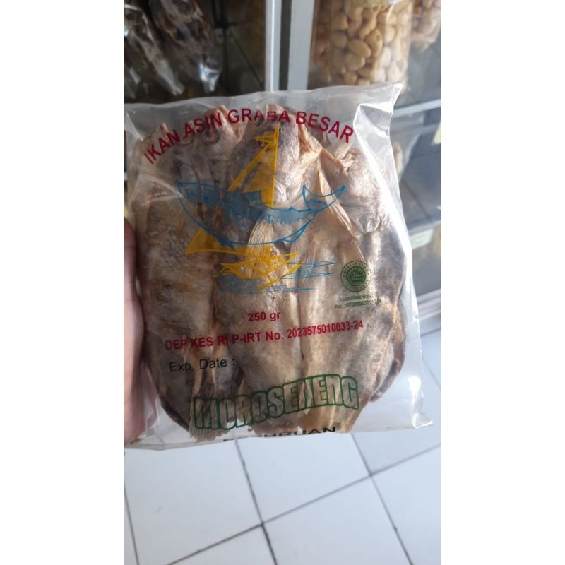 

ikan asin graba besar Moroseneng
