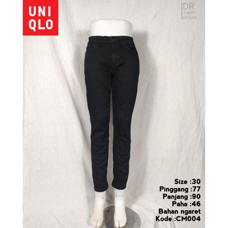 Celana jeans uniqlo skinny wanita hitam second (Bahan Ngaret)