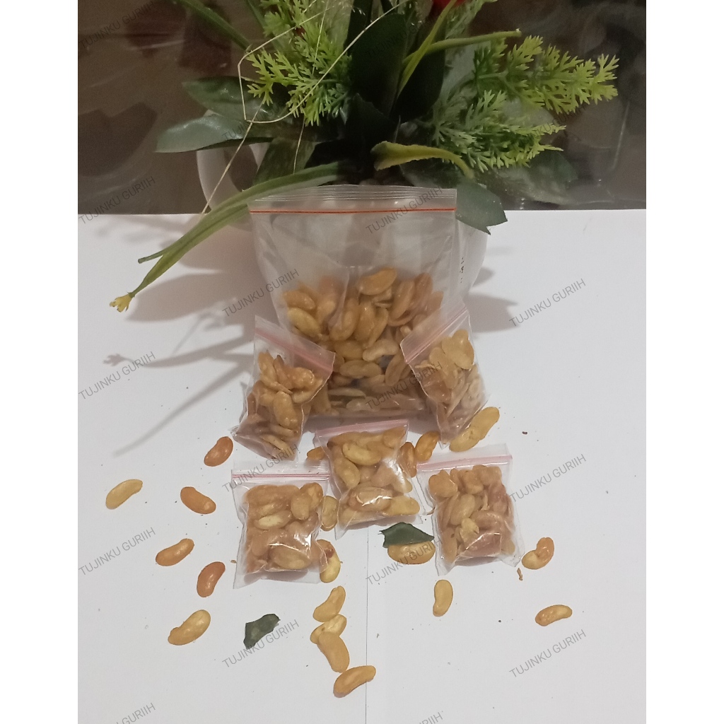 

Kacang Tujin Original