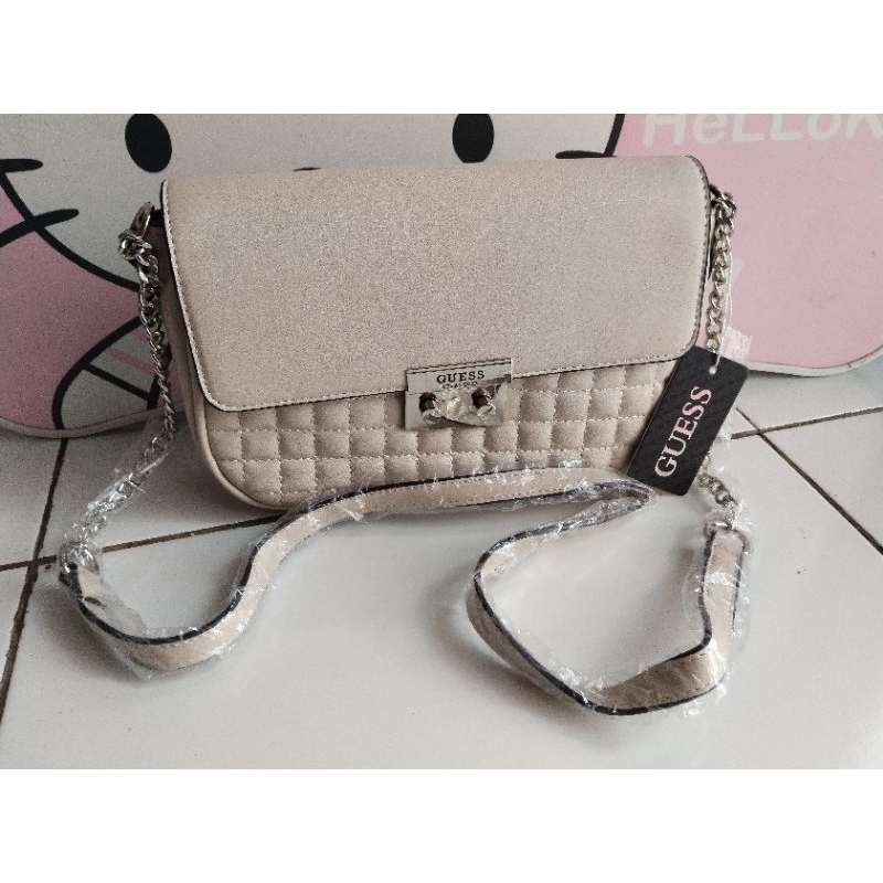 tas selempang guess