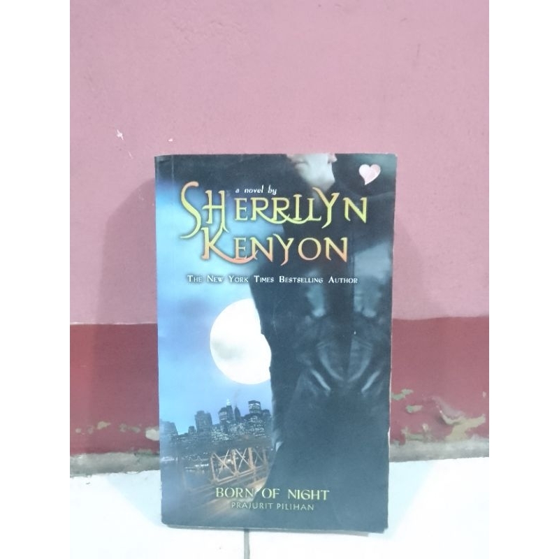 NOVEL BORN OF NIGHT - SHERRILYN KENYON