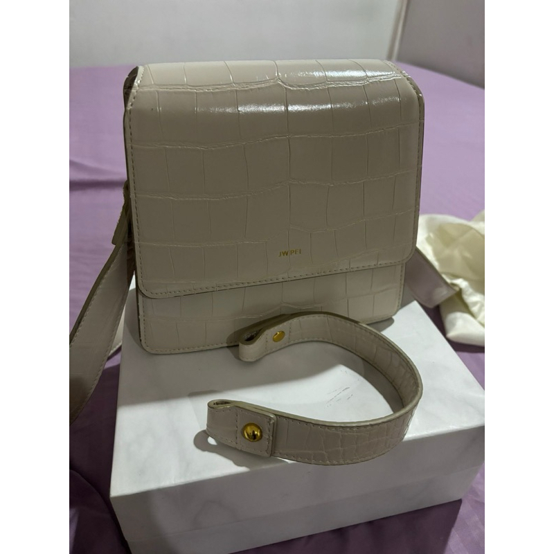 JW Pei the fae bag croco ivory