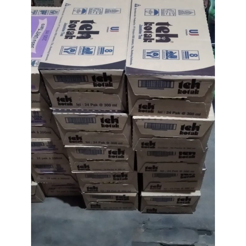 

Teh Kotak Jasmine Tea 300 ml (1 dos isi 24)