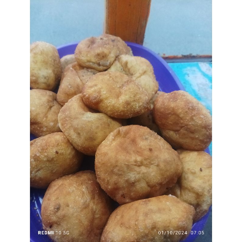 

kue bantal isi coklat/ kacang ijo / polos