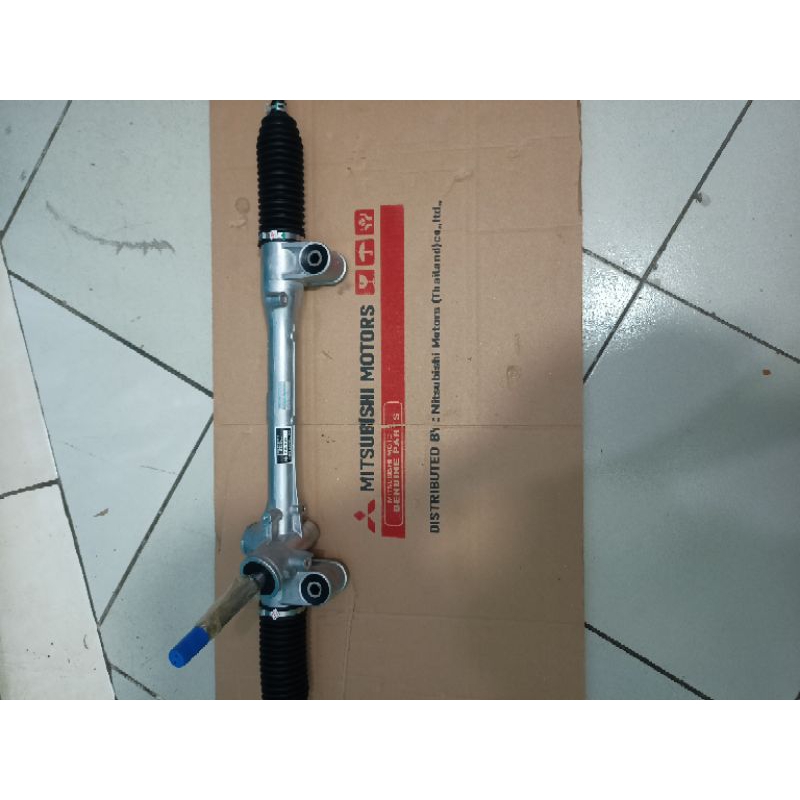 rack steer rack steering Mitshubishi mirage