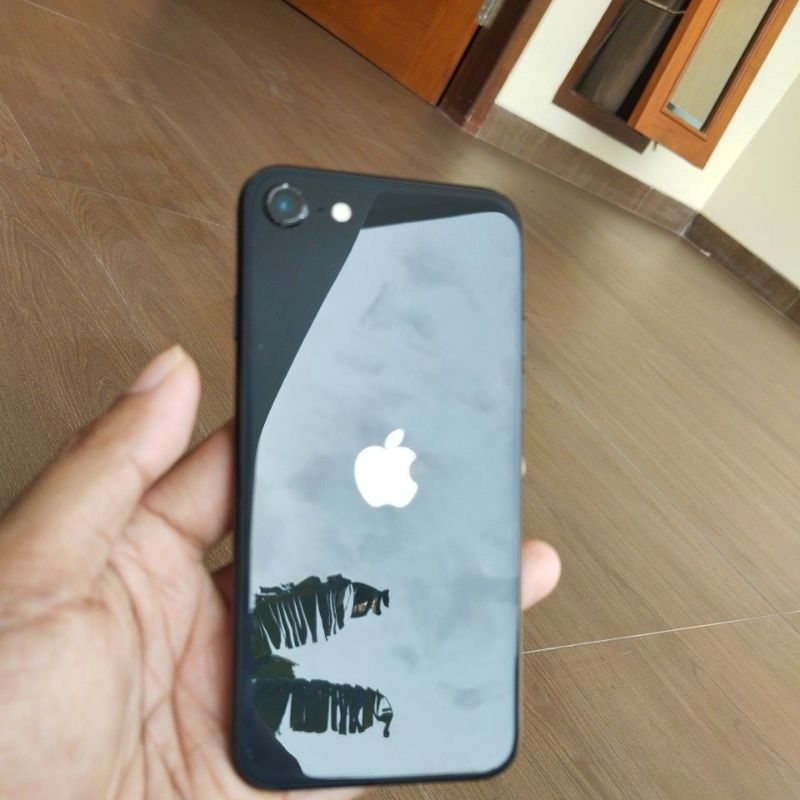 IPHONE SE GEN2 iCloud TERKUNCI