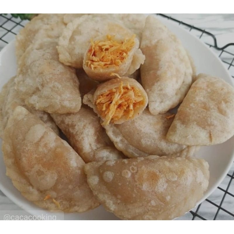 

cireng ayam suwir pedas