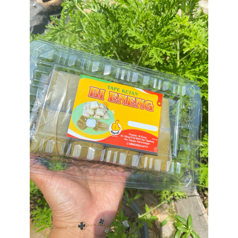 

Tape Ketan Asli Khas Kuningan isi (16pcs)