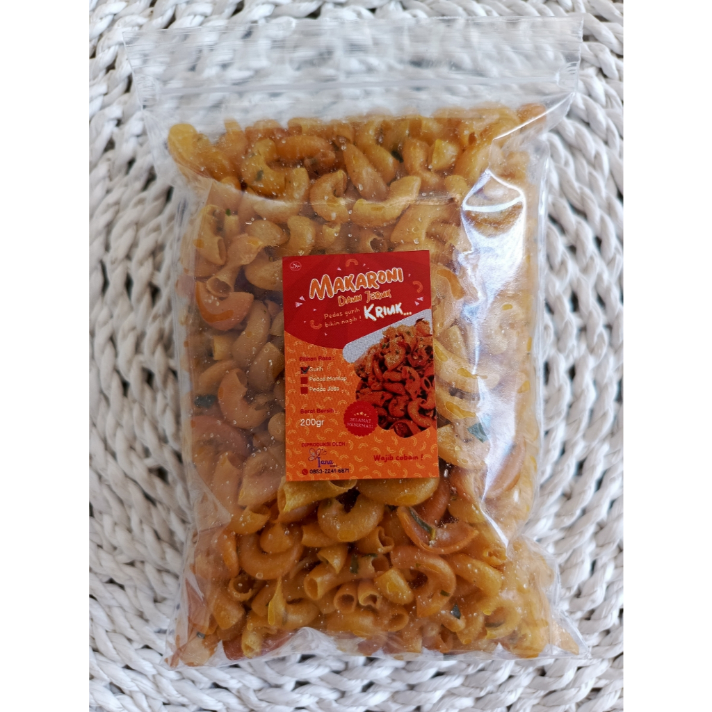 

[iana snack] Makaroni Daun Jeruk GURIH 200gr
