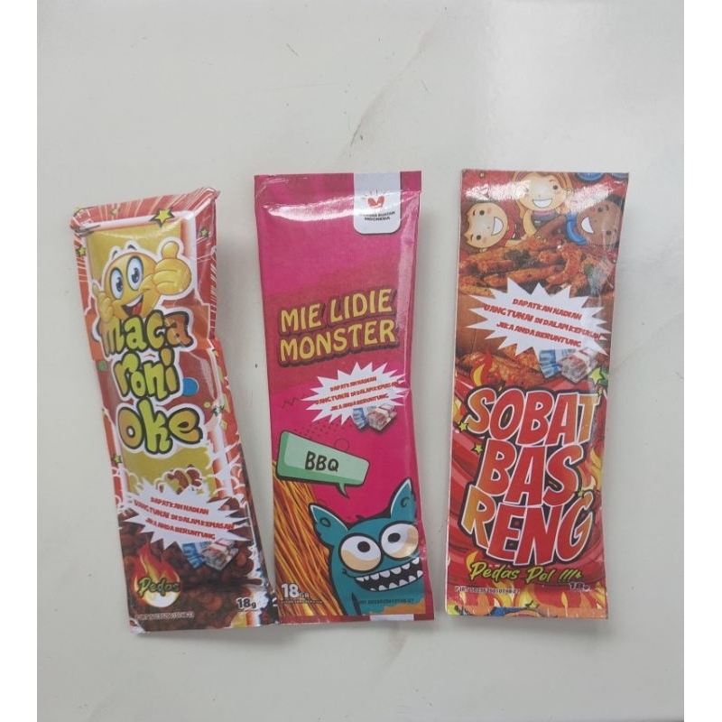 

cemilan santai isi 10 (mie lidi, basreng, macaroni