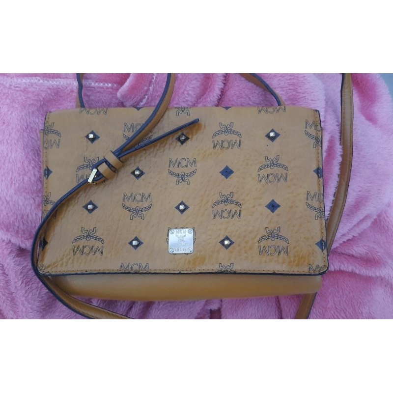 Sling Bag MCM preloved original