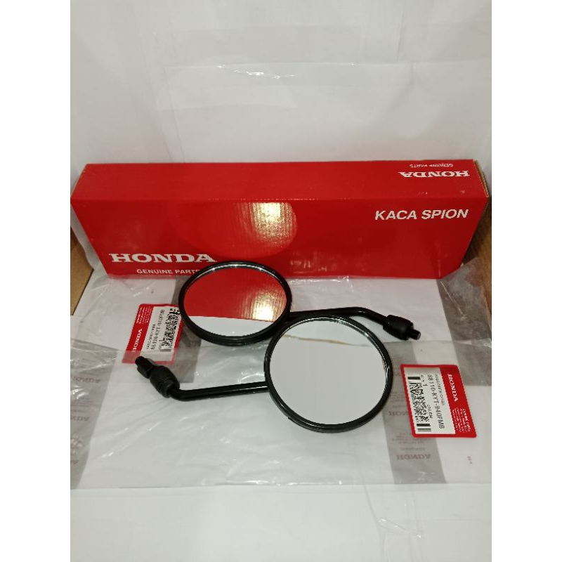 Kaca Spion 1 Set Kanan Kiri Scoopy Standar (88110-KYT-940)