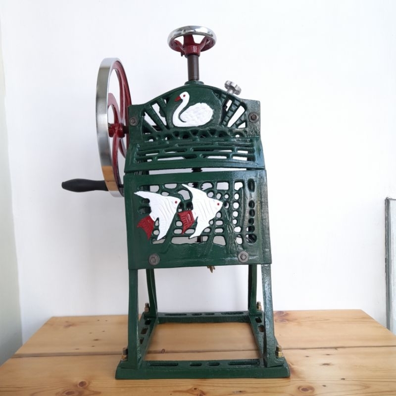 serutan es manual jadul gilingan es batu vintage