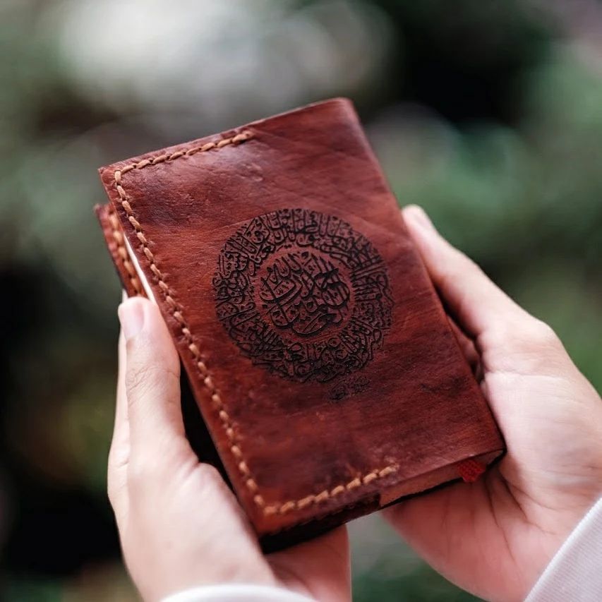 Alquran Custom Nama Tajwid Warna Terjemah/Cover Kulit Asli/Book Cover