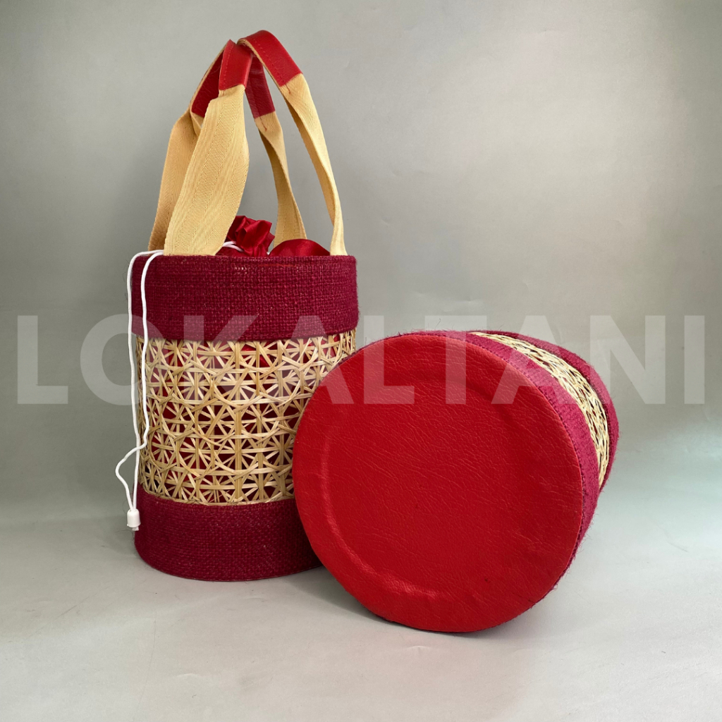 

Tas Goni Parcel/ Tas Gift Goni/ Tas Keranjang Kue kering / Tas Souvenir / Tas Goni Imlek/ Natal 3 Toples Merah Terang