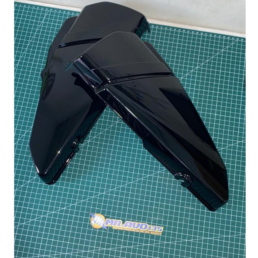 Cover Samping Box Aki Dop Accu Kempolan Set Kanan Kiri Yamaha RX King New Original