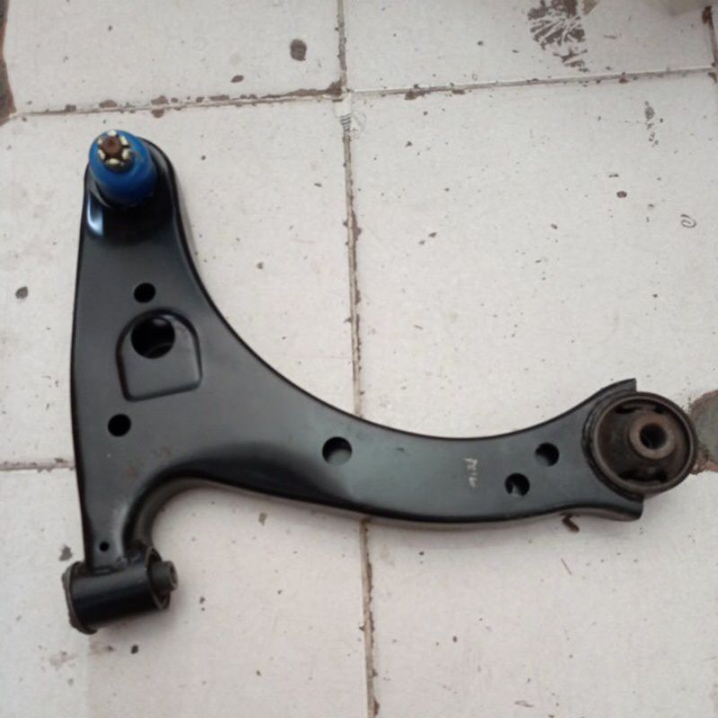 lower arm assy avanza xenia 2004 2005 2006 2007 2008 2009 2010 2011 sayap bawah avanza xenia