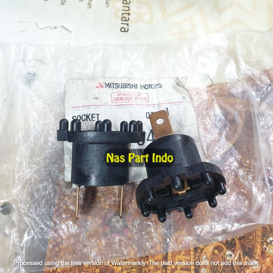 Soket Socket Lampu H7 Asli Mitsubishi Galant V6 24 Hiu dan bohlamp h7 Tahun 1998  - 2005