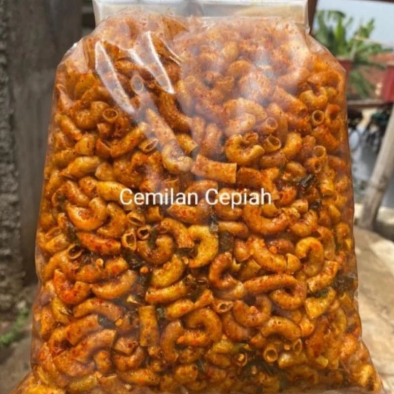 

Makaroni Bantat Makaroni kriuk Extra pedas daun jeruk 1 kg