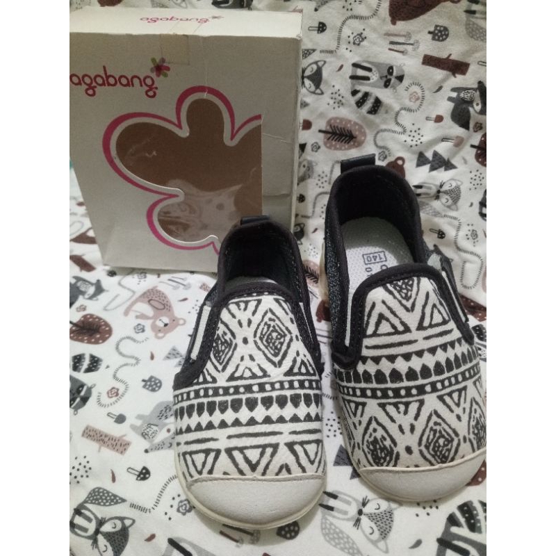 sepatu baby agabang