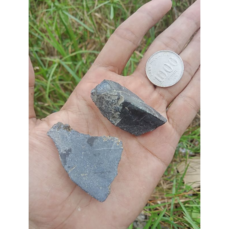 ✅ 2 pcs Bacan Doko Hitam ( Bahan Batu Akik Natural asli Ternate - bukan obi idocrase giok lumut sung