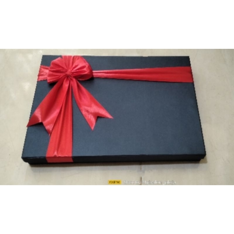 

GiftBOX navy/ kotak kado bingkai /hardbox uk:30x22x3 (cm)