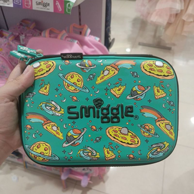 

Smiggle Planet Pizza Ufo Hardcase Stationary Case Tempat Pensil Anak Cowok ORIGINAL SALE