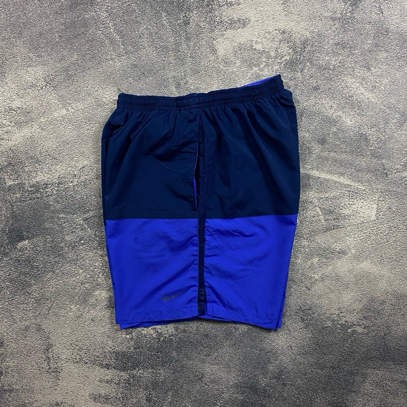 celana pendek nike second