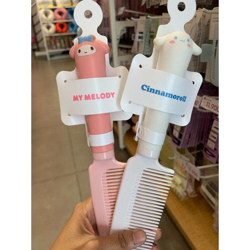 Miniso Sanrio Characters Detangling Brush